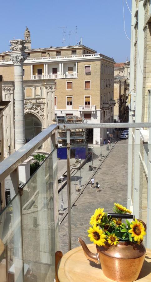 Apartamento La colonna Holiday house Lecce Exterior foto